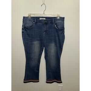 Cato Women’s Denim Cropped Jeans Aztec Trim Boho Size 16W Stretch Blue